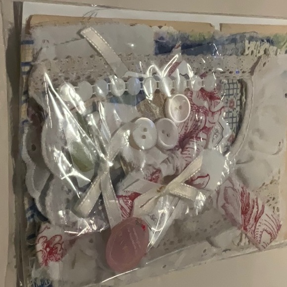 SLOW STITCHING KIT, JUNK JOURNAL, SCRAPBOOKING SUPPLIES & SNIPPET, OVER …9– - Picture 1 of 4